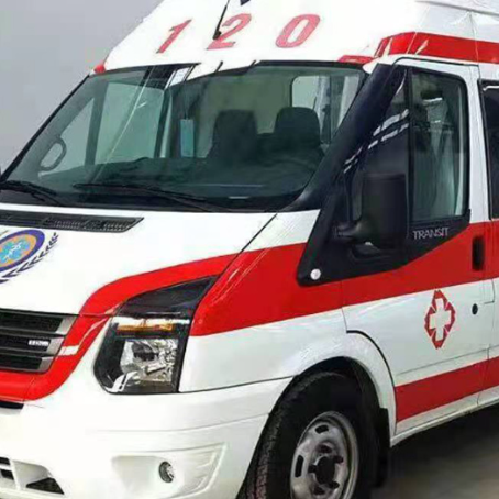 库尔勒非急救护送病人转院租赁救护车的优缺点对比